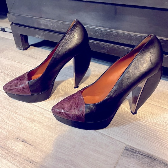 LANVIN black (snakeskin toe) & maroon leather pumps a/ mirrored-inner heel.Sz 40 - Picture 1 of 11